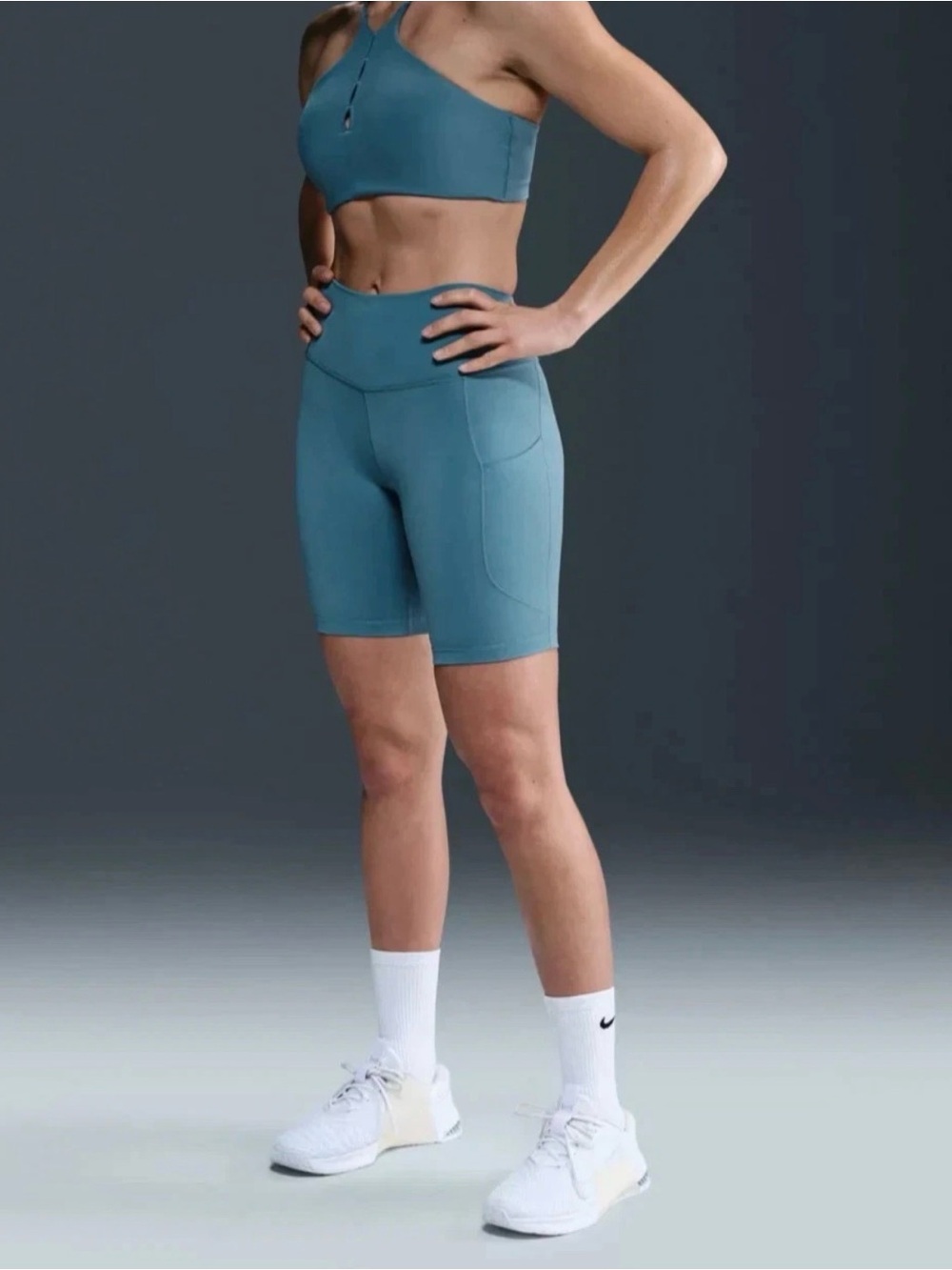 Nike One Women's Biker Shorts Size XS Teal Blue 8" Inseam High Rise Activewear